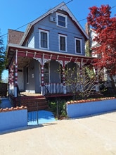 Building Photo - 59 7th St