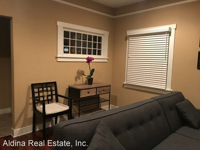 Foto del edificio - 2 br, 2 bath House - 701 S. 10th St.