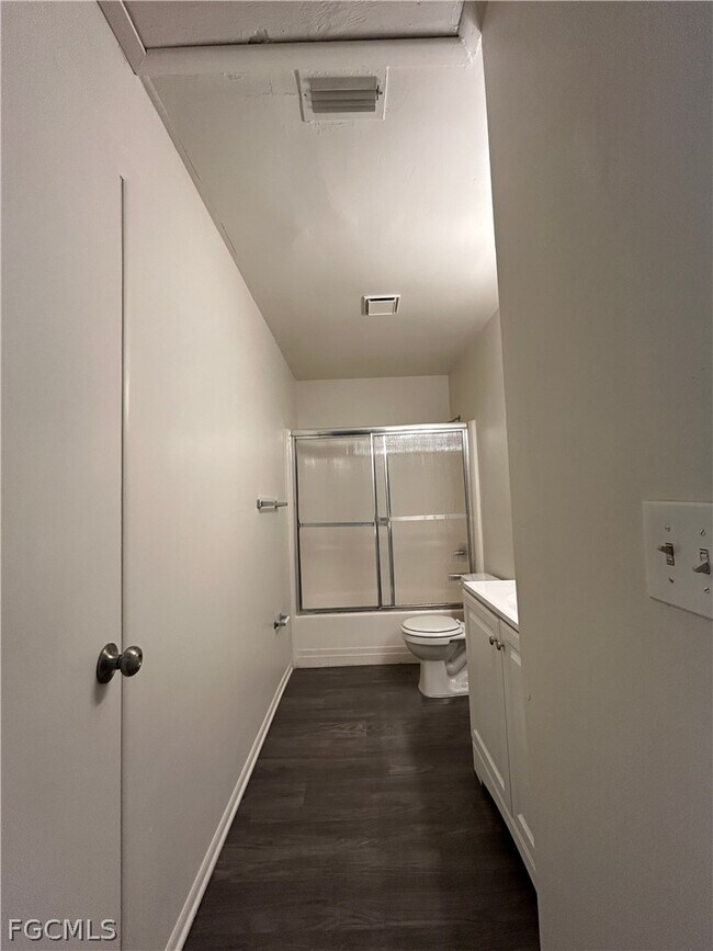 Foto del edificio - 1606 Andalusia Blvd