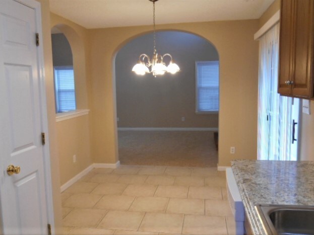 Building Photo - 503 N Waters Edge Dr