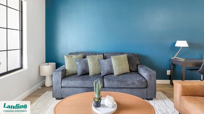 Building Photo - 9242 W Russell Rd