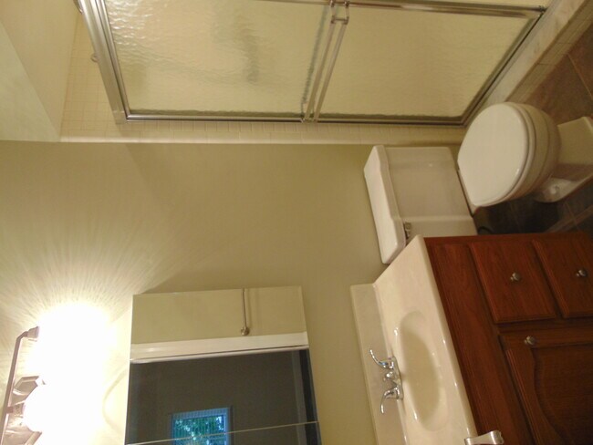 Foto del edificio - 683 E Fox Hills Dr