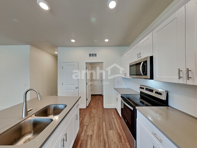 Building Photo - 21468 S 231st Way