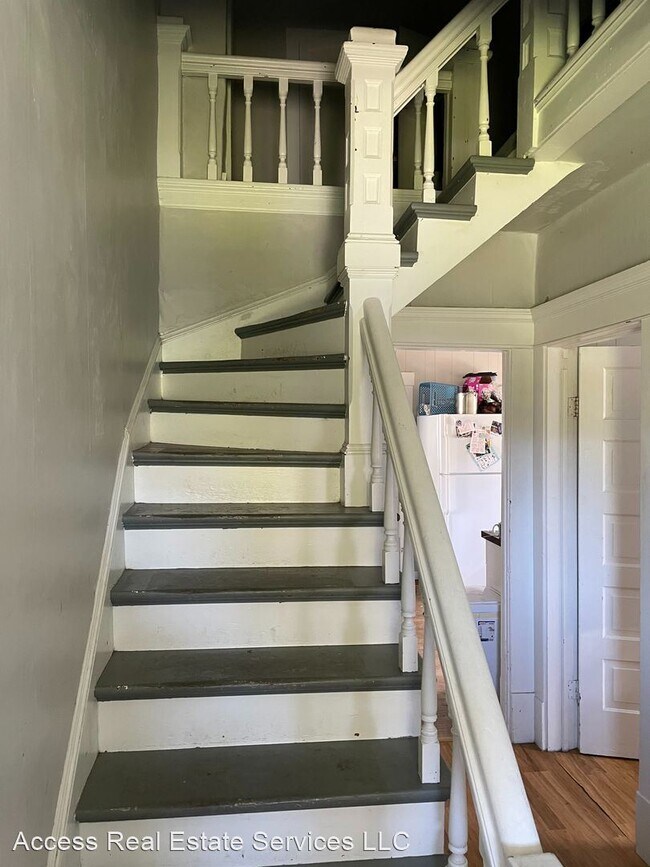 Foto del edificio - 6 br, 2 bath House - 926 Newell St