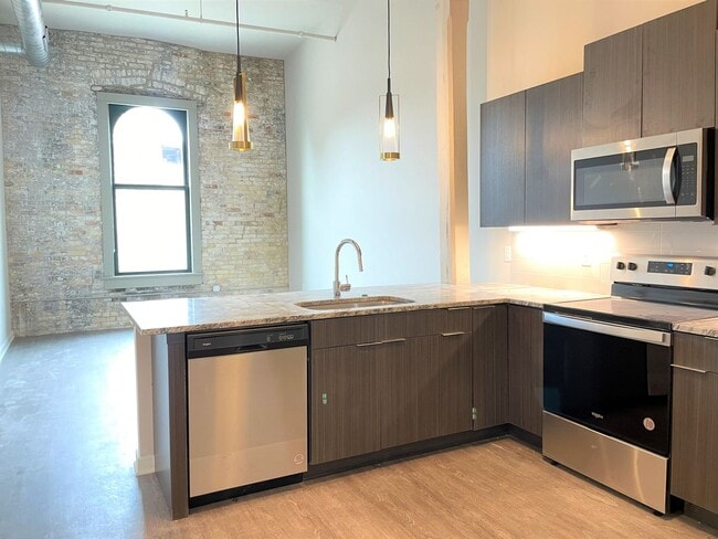 Interior Photo - Cream City Lofts