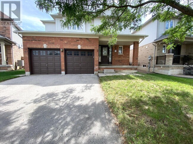 Building Photo - 14 Dunvegan Crescent
