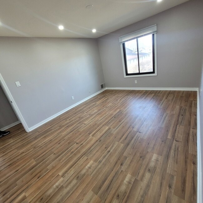 Foto del edificio - 803 Garden Cir