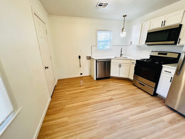 Foto del edificio - Updated 2BD 1BA Home in Midwest City!!!