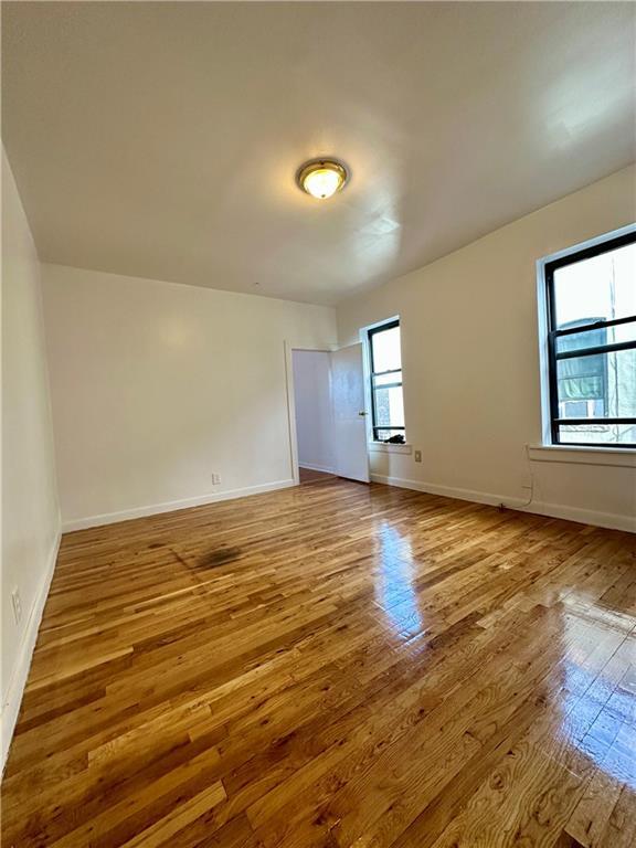 Foto del edificio - 883 E 165th St