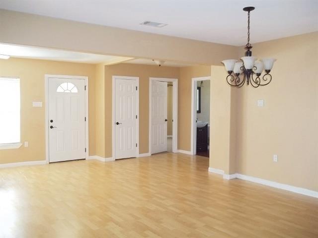 Building Photo - 801 Peterson St