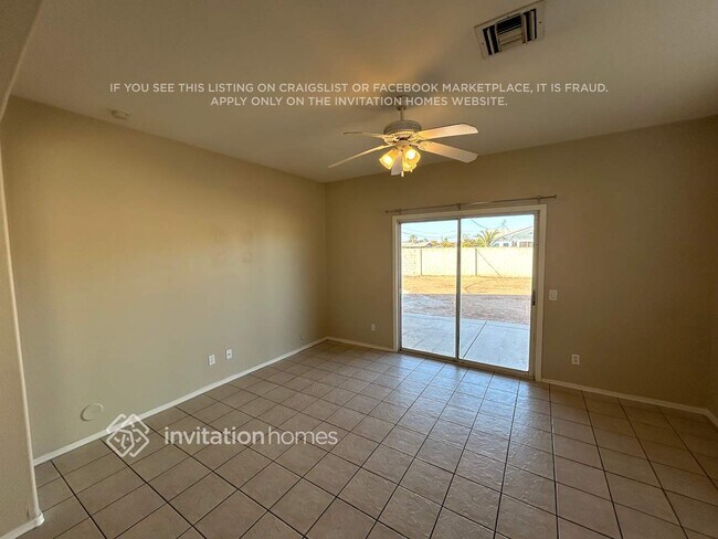 Building Photo - 3102 E Roeser Rd