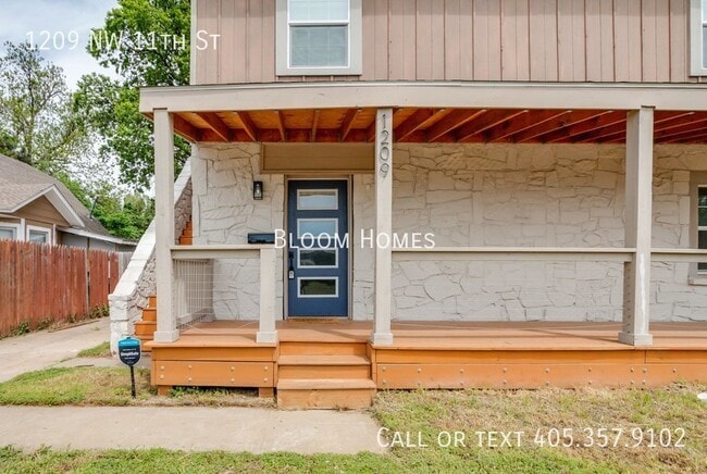 Building Photo - 1209 NW 11th St