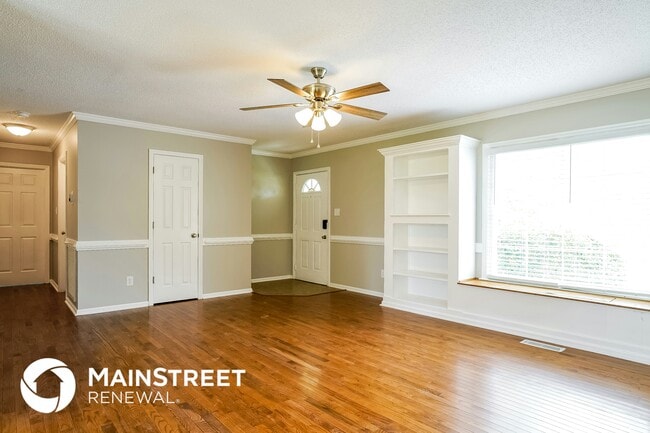 Building Photo - 200 Alfalfa Ct
