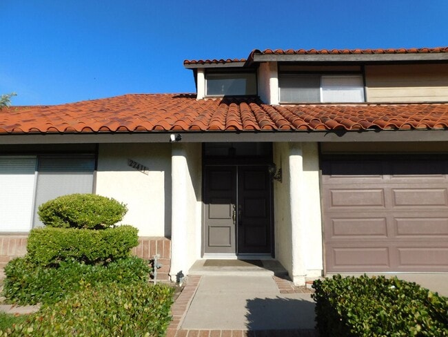Building Photo - Spacious 4 bedroom 2.5 bath two story house in the city of Mission Viejo.