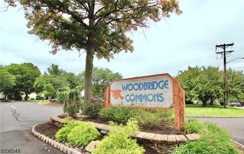Primary Photo - 206 Woodbridge Commons Way