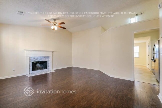 Foto del edificio - 211 Ashland Creek Ct