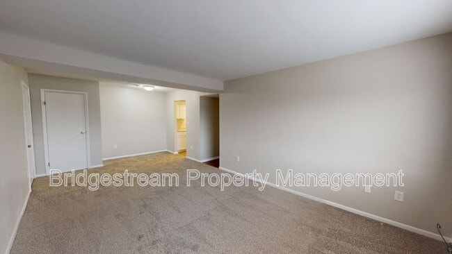 Foto del edificio - 7919 N Main St