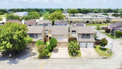 Building Photo - 12504 Autumn Leaf Ln