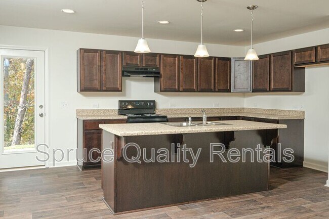 Building Photo - 592 Freeport Ct