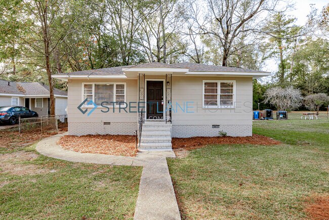 Building Photo - NOW OFFERING $250 OFF FIRST FULL MONTH IF ...