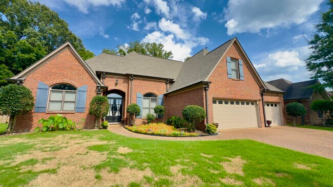 Foto del edificio - 4792 White Pass Dr