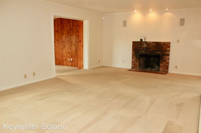 Building Photo - 4 br, 2 bath House - 324 Shasta Drive