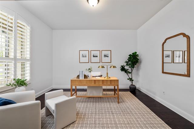 Foto del edificio - 204 Old Grove Rd