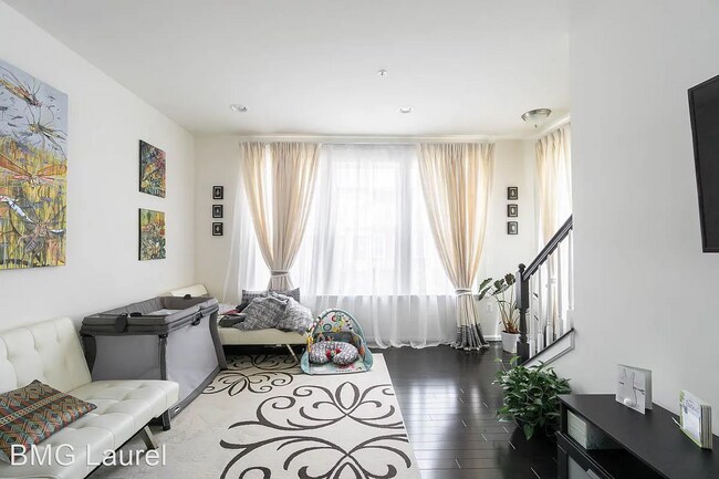 Foto del edificio - 3 br, 3.5 bath House - 3607 Grant Pl NE