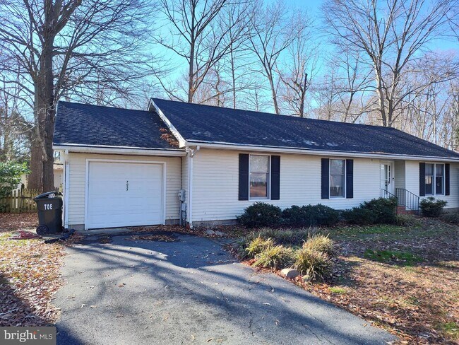 Building Photo - 7057 Dogwood Terrace