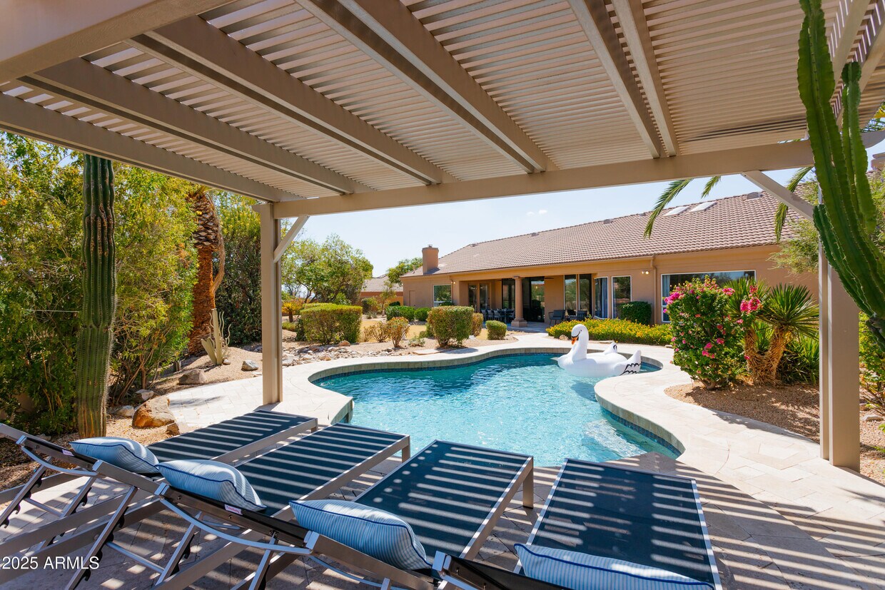 Foto principal - 12225 E Cortez Dr