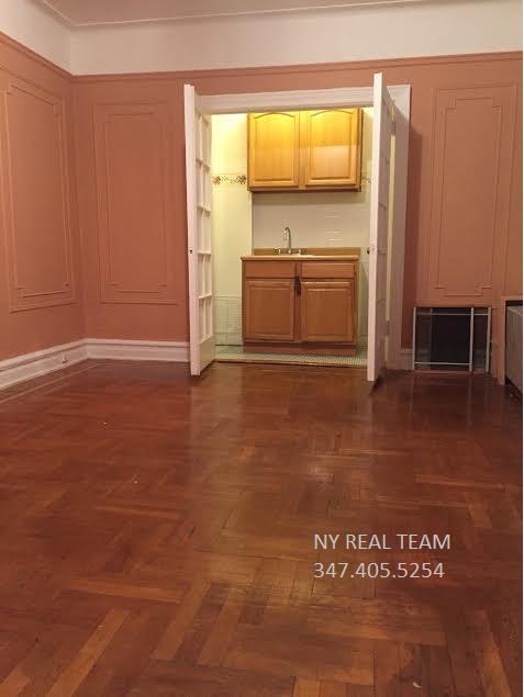 Foto principal - 1529 Dahill Rd