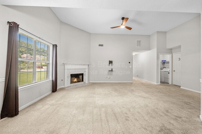Building Photo - 110 Bellington Dr