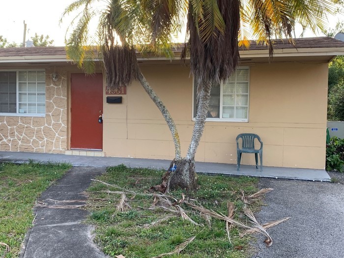 Primary Photo - Duplex in Cooper City