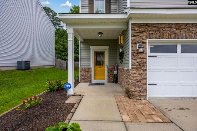 Foto del edificio - 349 Gracemount Ln