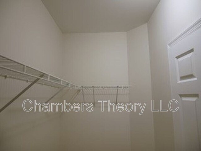 Foto del edificio - 2710 Bellforest Ct