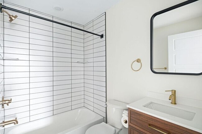 Photo - 1913 Wallace St Apartment