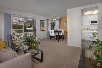 Building Photo - Green Valley Apartments