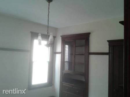 Building Photo - 33 Faywood Ave