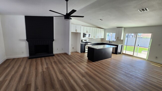 Building Photo - Totally rehabbed and Gorgeous 3 bedroom an...