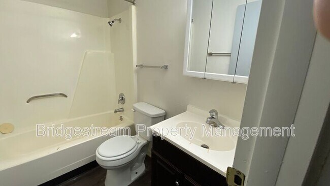 Foto del edificio - 1299-4 Sanlor