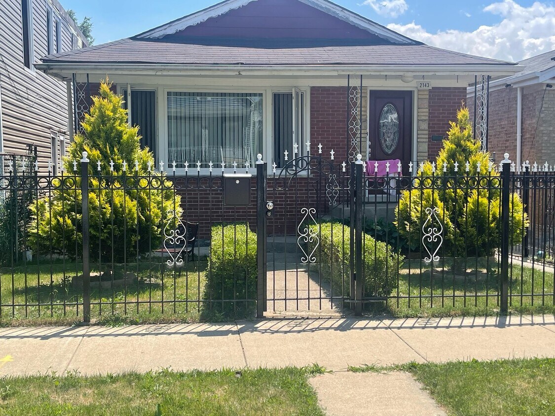 2143 W 50th Pl, Chicago, IL 60609 House Rental in Chicago, IL