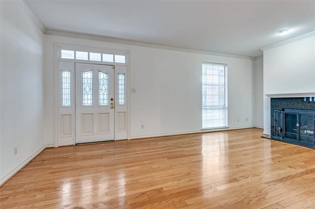 Foto del edificio - 3208 Cole Ave
