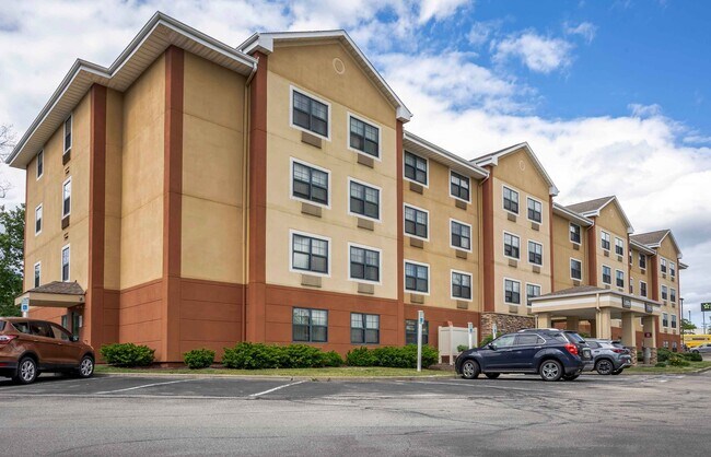 Building Photo - Furnished Studio-Pittsburgh - West Mifflin