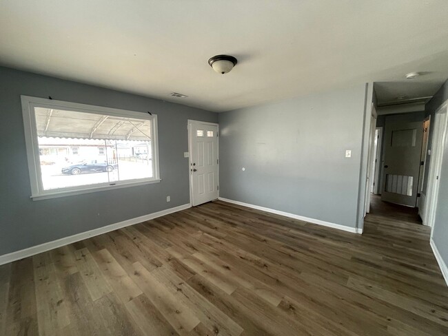 Foto del edificio - 4BD/1BA Home In Hammond