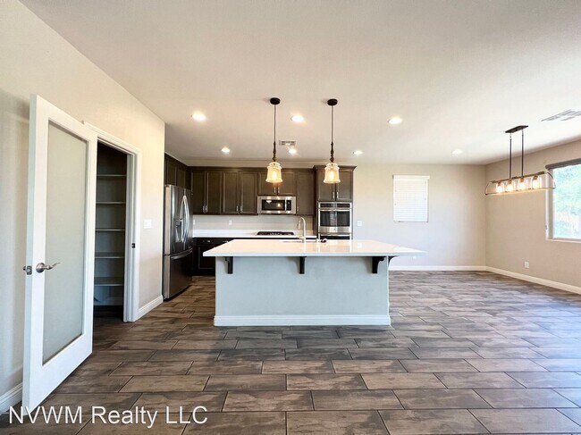 Foto del edificio - 4 br, 2.5 bath House - 8636 Sparrow Desert...