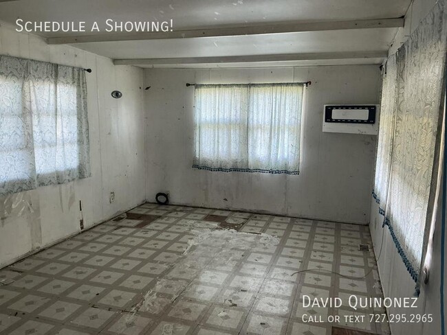 Building Photo - 104 Dayflower Cir
