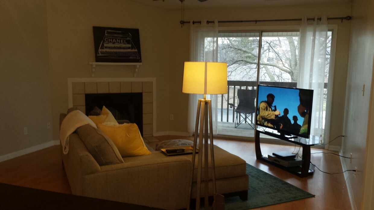 Foto principal - 1411 Lake Pointe Way