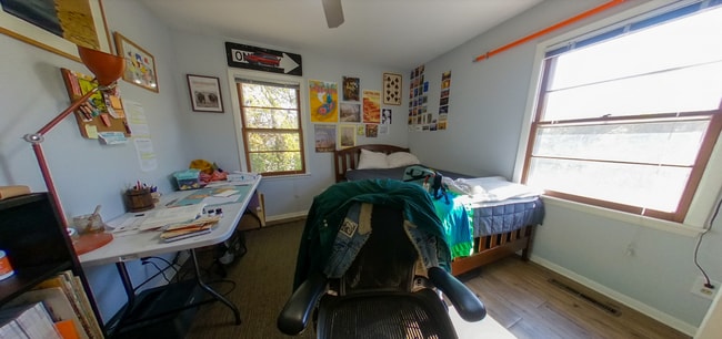 Building Photo - 3D Tour Available - Pet Friendly + Attached Garage + Washer & Dryer! Available August 1st!