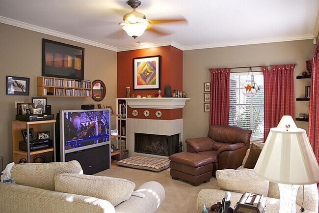 Foto del edificio - Beautiful 1 story home in Bay Glen!