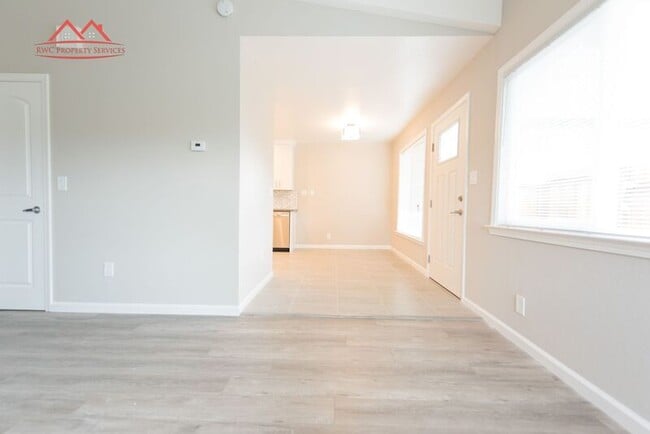 Building Photo - 1823 El Parque Ct